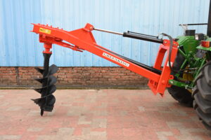 GreenKing Hydraulic Post Hole Digger